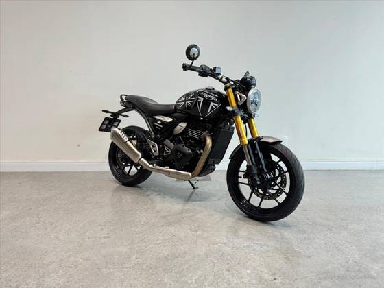 TRIUMPH SPEED 400 